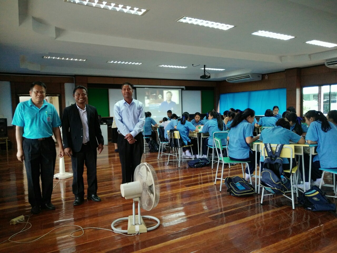 �Ѻ��ù��Ȩҡ�˾�������_������_0053